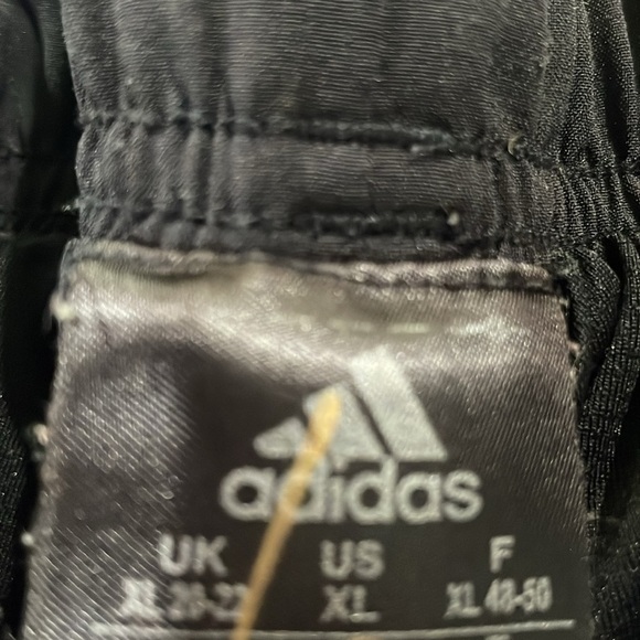 Adidas Men’s Nylon Windbreaker Track Pants With Zipper Hems Size XL - Picture 8 of 8